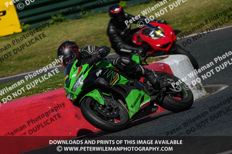 enduro digital images;event digital images;eventdigitalimages;mallory park;mallory park photographs;mallory park trackday;mallory park trackday photographs;no limits trackdays;peter wileman photography;racing digital images;trackday digital images;trackday photos